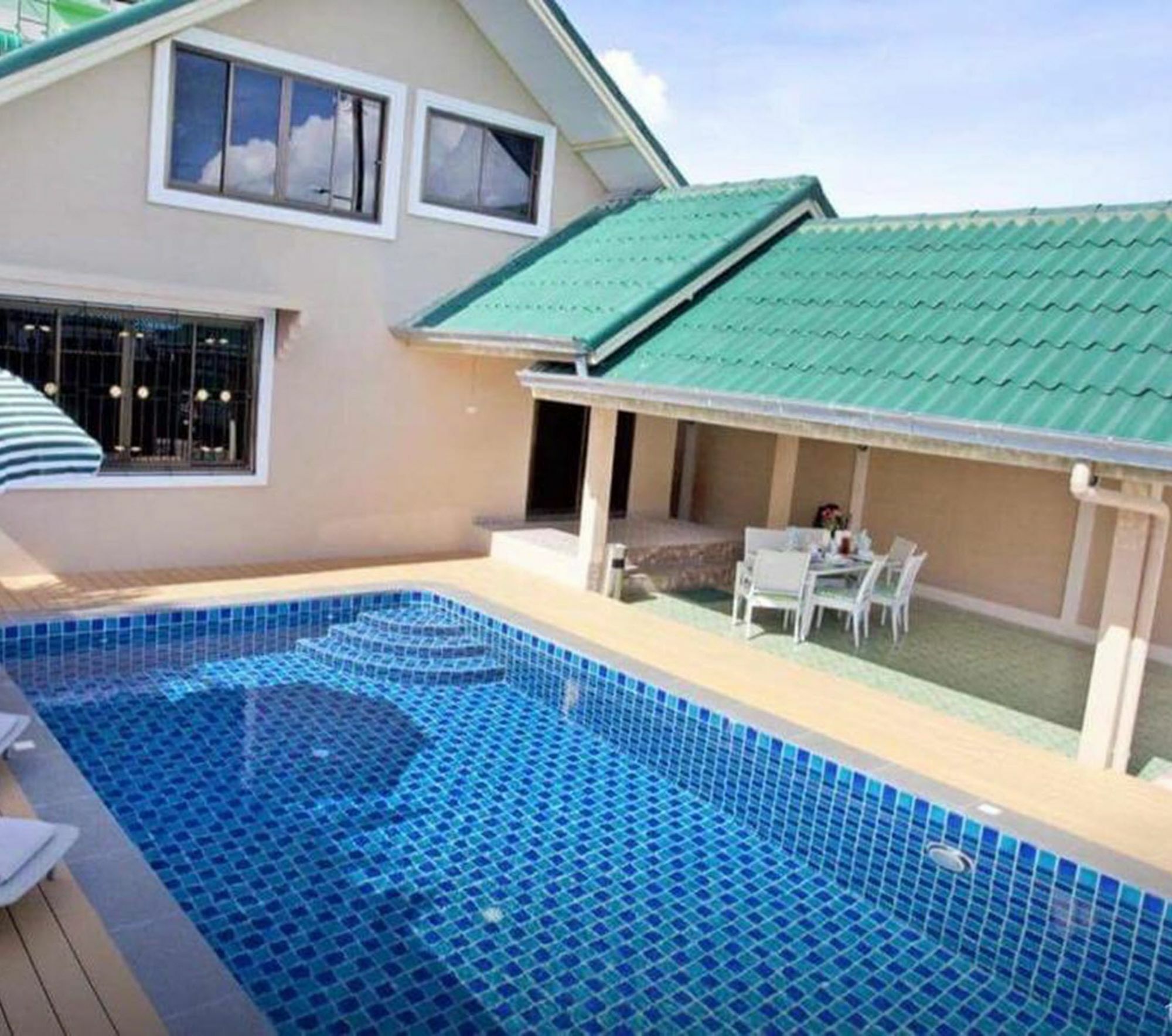 Pool Villa Tanzanite near Walking Street Pattaya Esterno foto